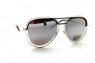 солнцезащитные очки Gianni Venezia 8215 c4